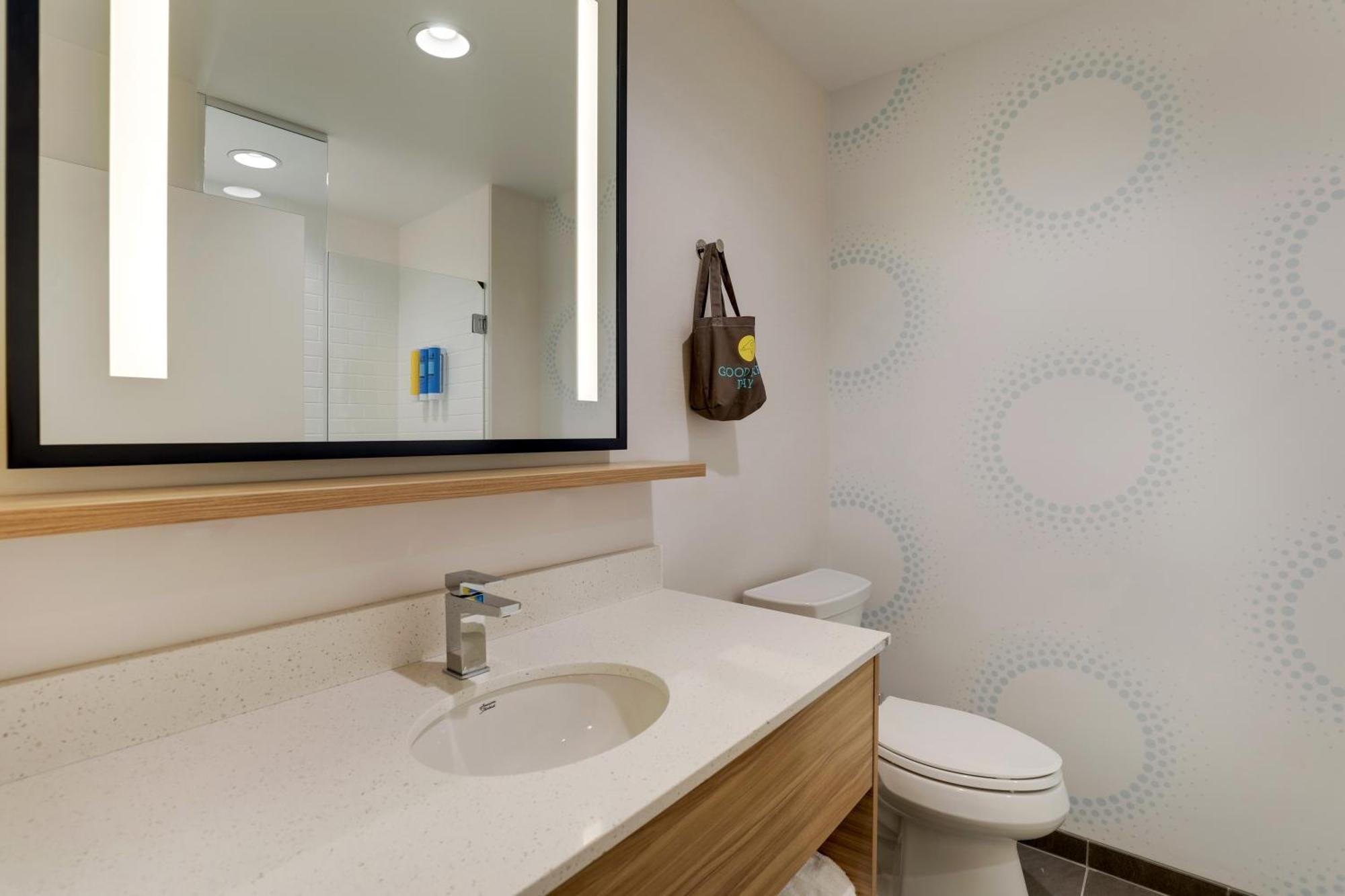 Hotel Tru By Hilton Wilmington Leland